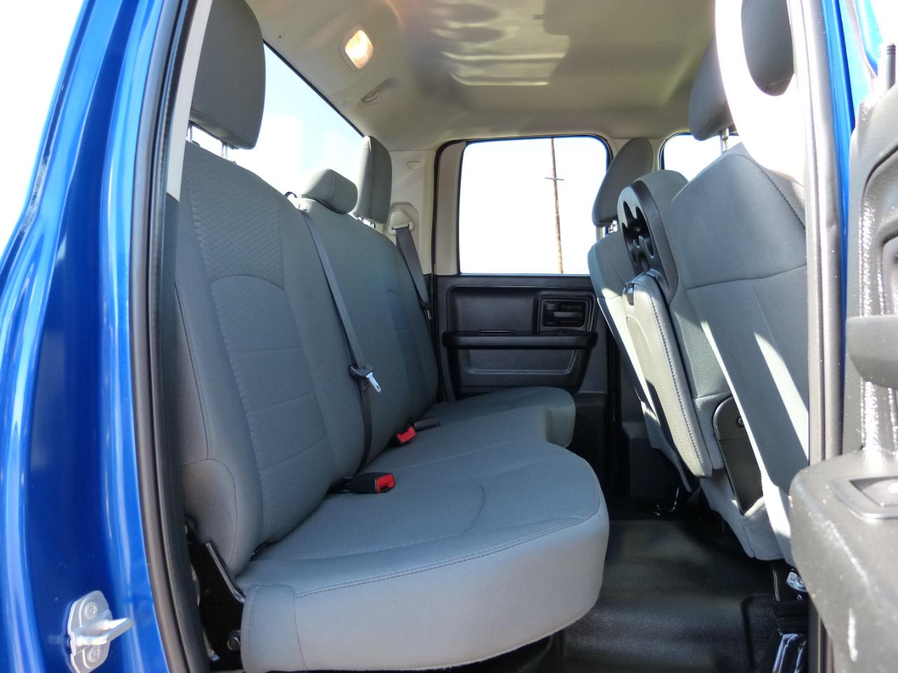 RAM 1500 Tradesman Crew Cab SB 4WD 2016