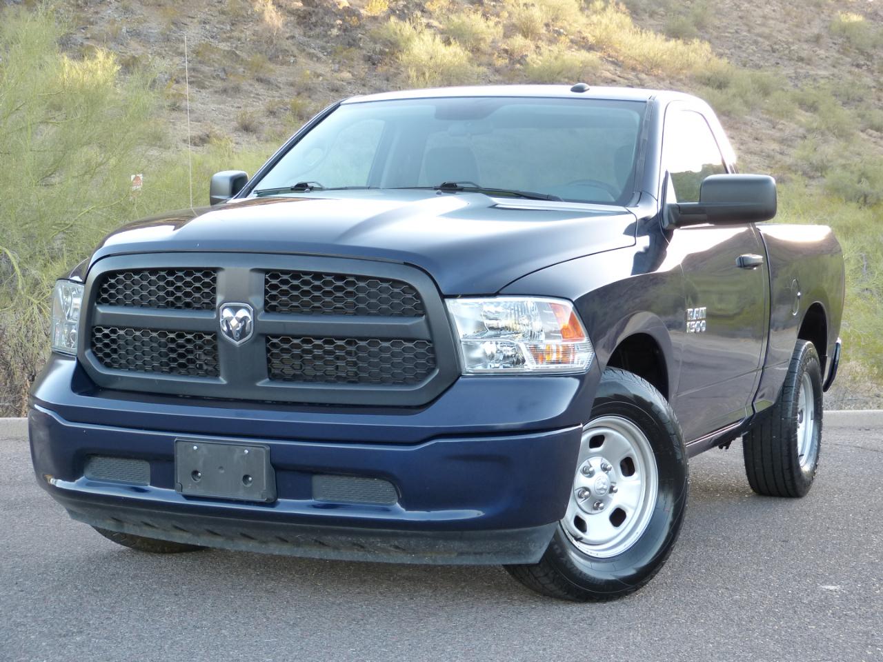RAM 1500 Tradesman 4x2 Reg Cab 6'4" Box 2017