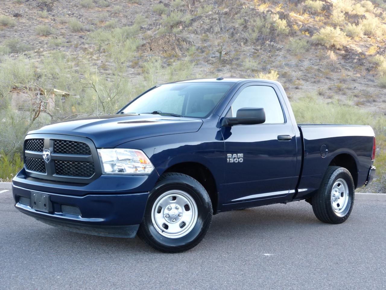 RAM 1500 Tradesman 4x2 Reg Cab 6'4" Box 2017