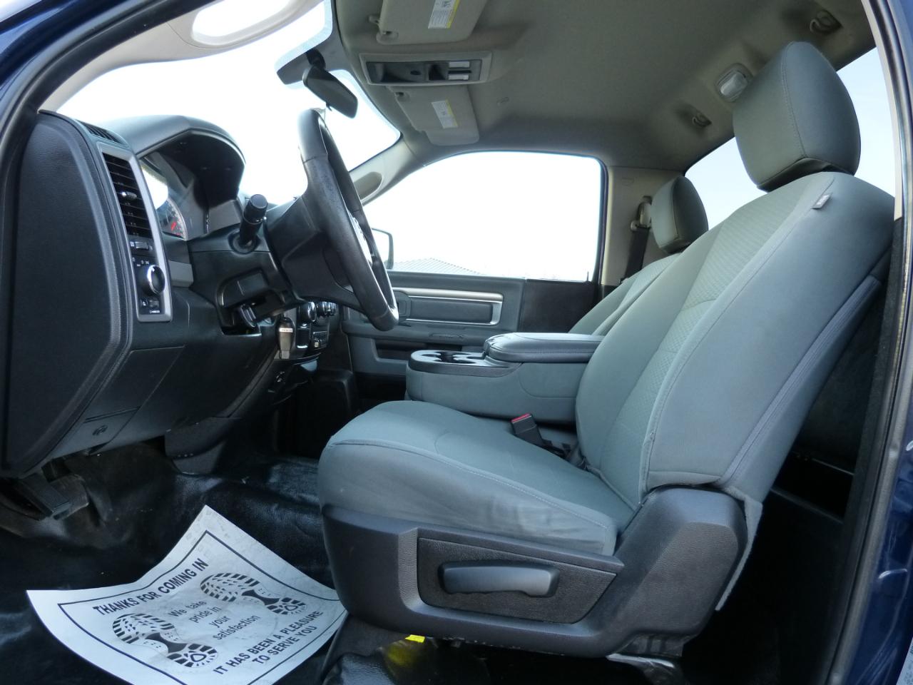 RAM 1500 Tradesman 4x2 Reg Cab 6'4" Box 2017
