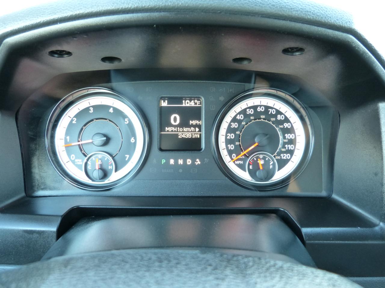 RAM 1500 Tradesman 4x2 Reg Cab 6'4" Box 2017