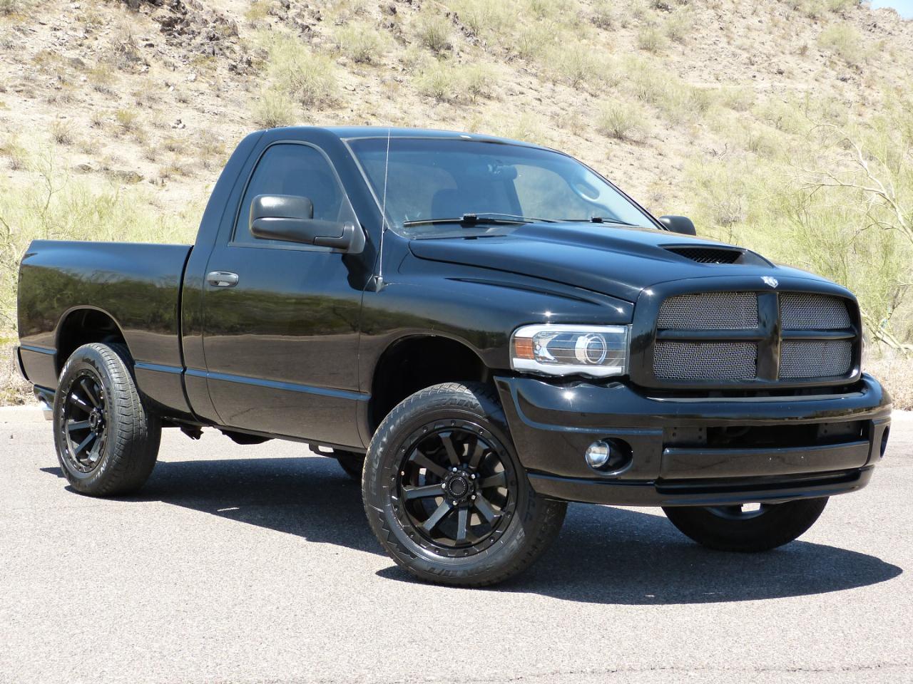 Dodge Ram 1500 Laramie Long Bed 4WD 2005