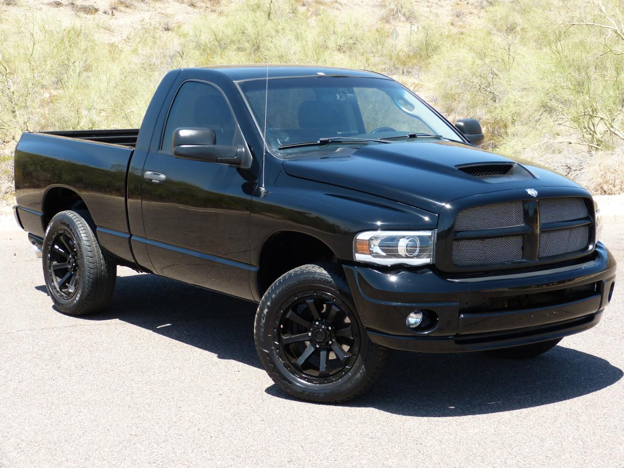 Dodge Ram 1500 Laramie Long Bed 4WD 2005
