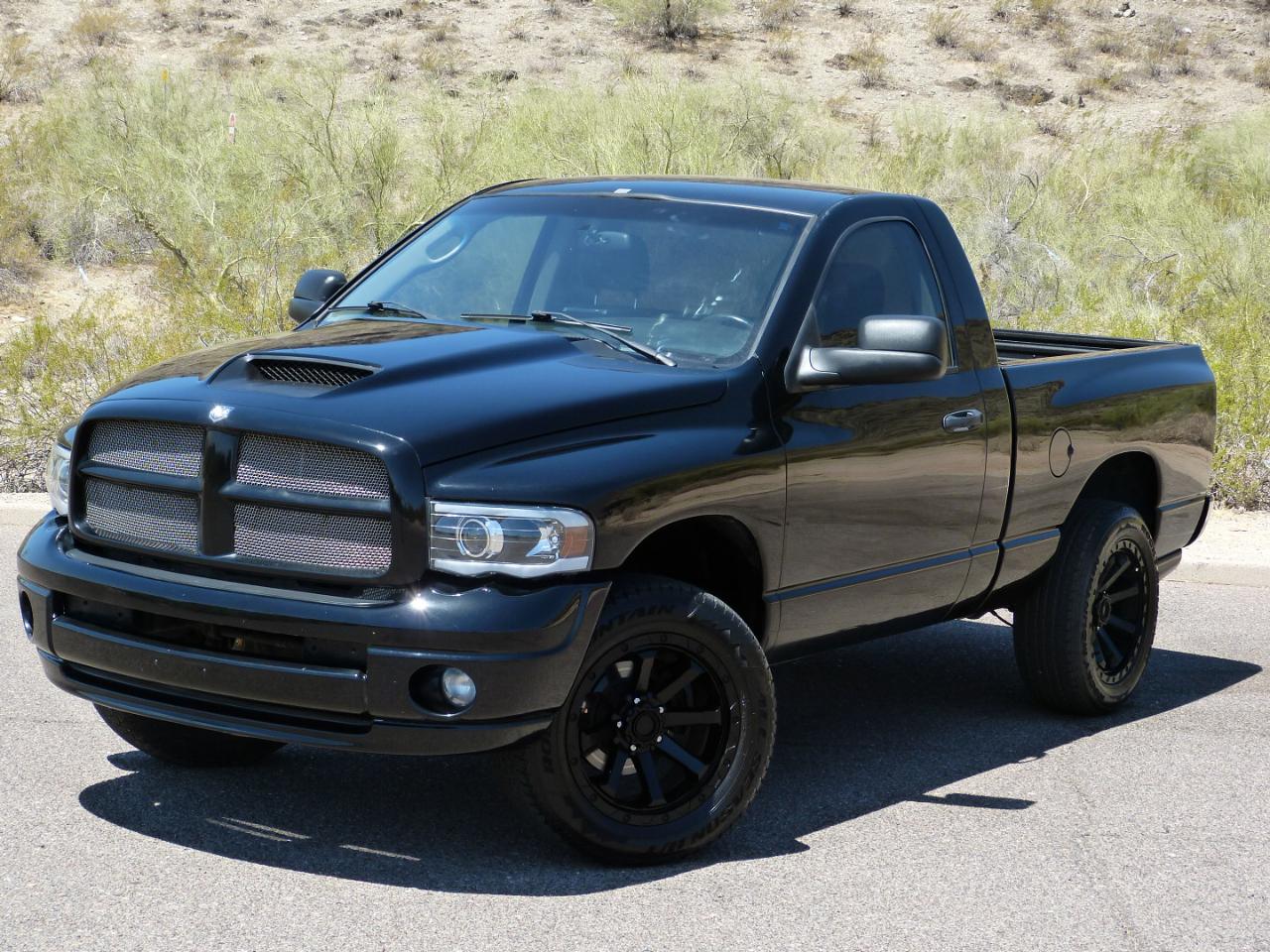 Dodge Ram 1500 Laramie Long Bed 4WD 2005
