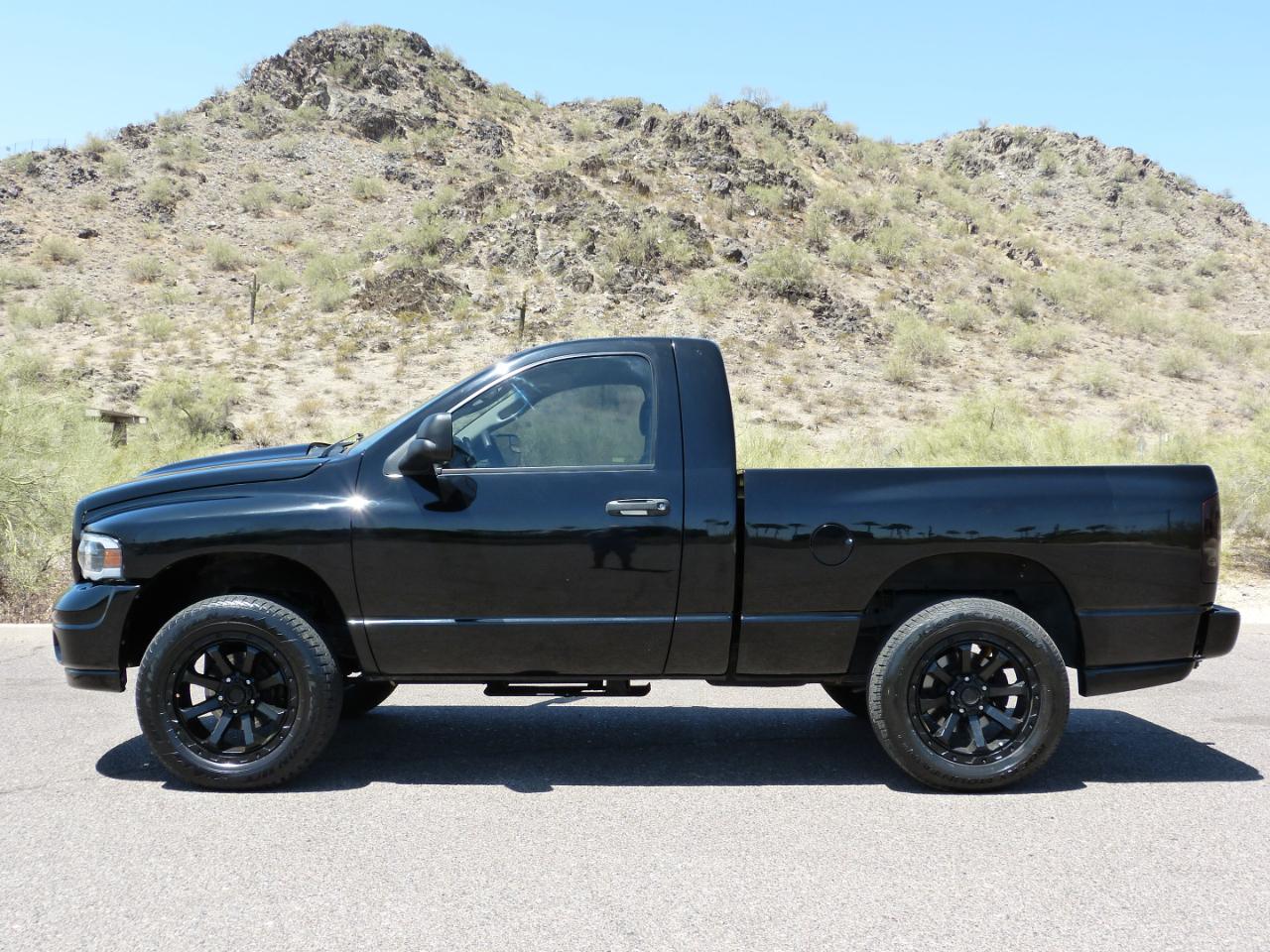Dodge Ram 1500 Laramie Long Bed 4WD 2005