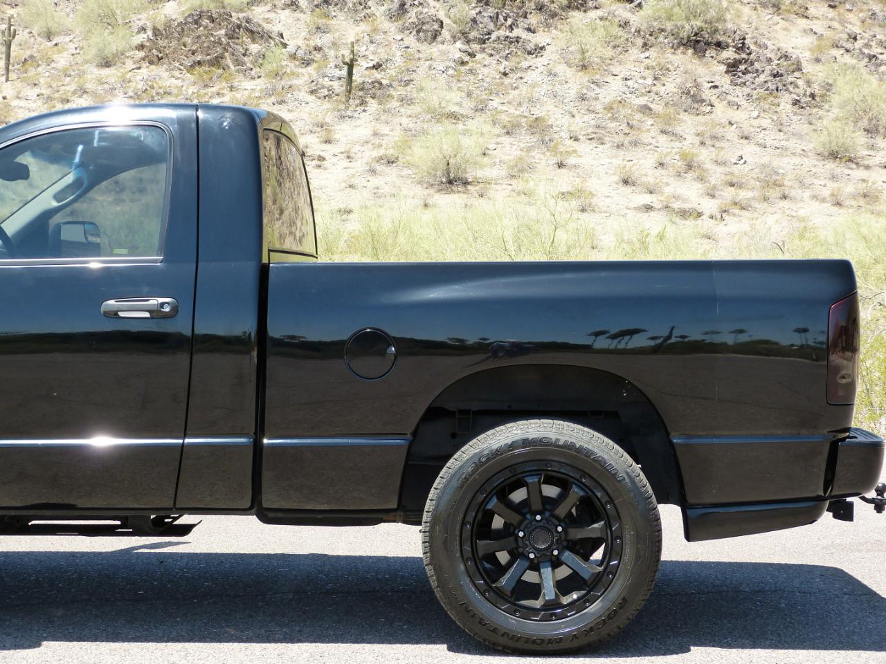 Dodge Ram 1500 Laramie Long Bed 4WD 2005