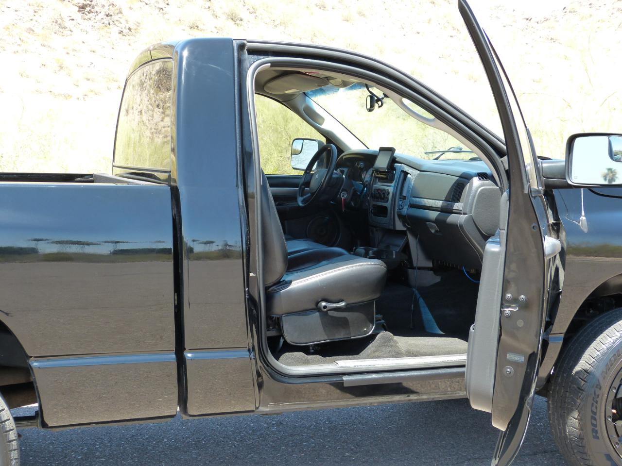 Dodge Ram 1500 Laramie Long Bed 4WD 2005