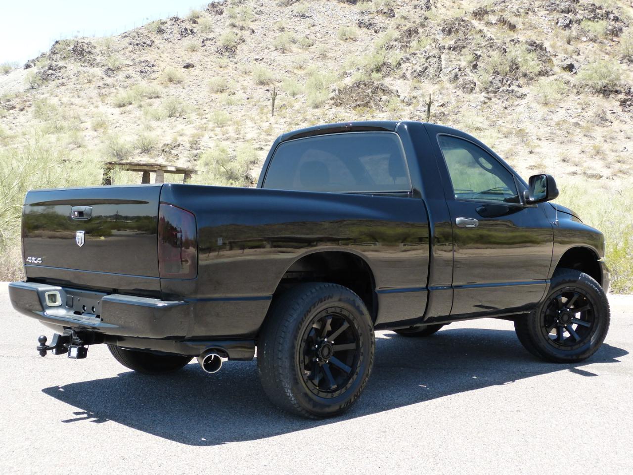 Dodge Ram 1500 Laramie Long Bed 4WD 2005