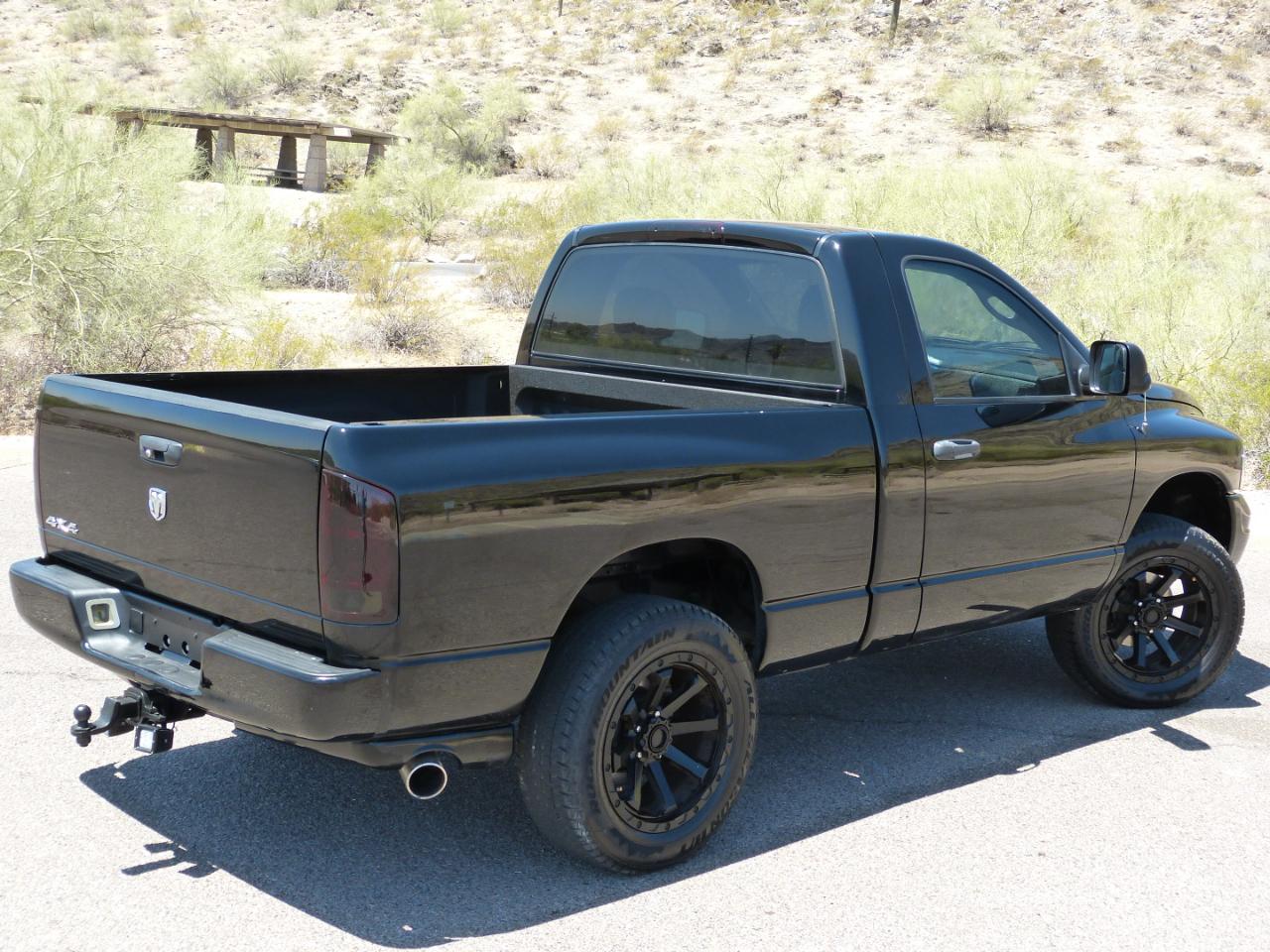 Dodge Ram 1500 Laramie Long Bed 4WD 2005