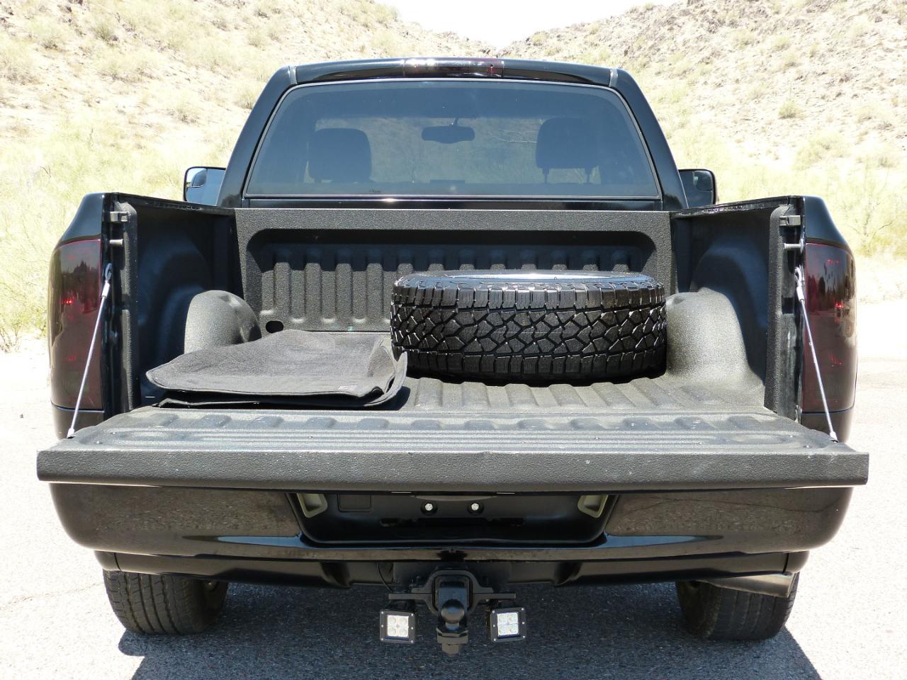 Dodge Ram 1500 Laramie Long Bed 4WD 2005