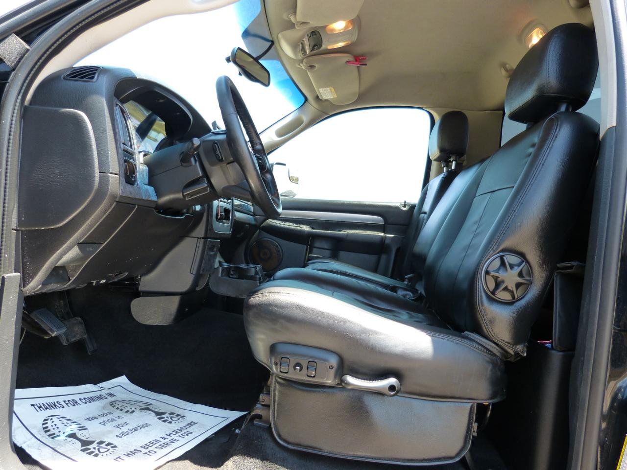 Dodge Ram 1500 Laramie Long Bed 4WD 2005