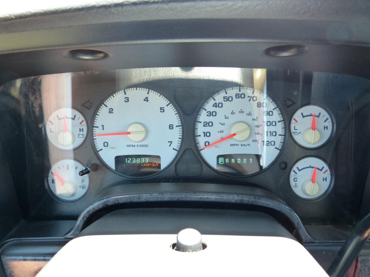 Dodge Ram 1500 Laramie Long Bed 4WD 2005