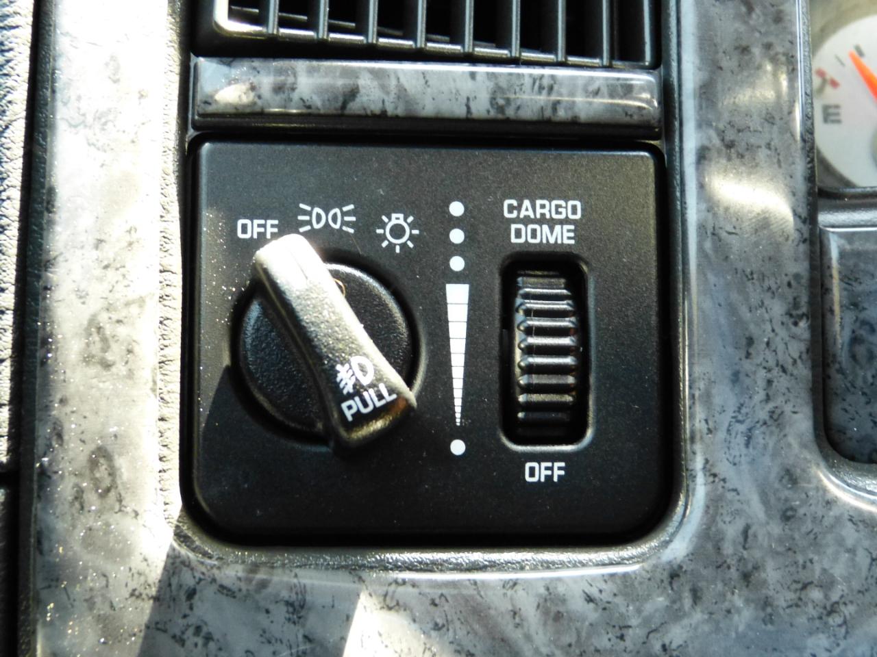 Dodge Ram 1500 Laramie Long Bed 4WD 2005