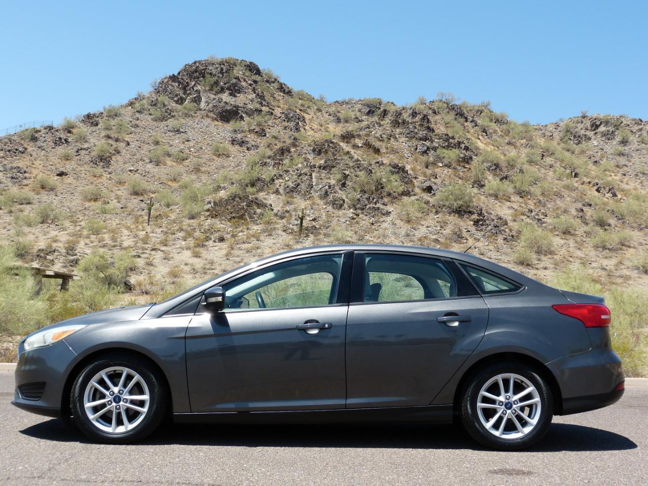 Ford Focus SE Sedan 2015