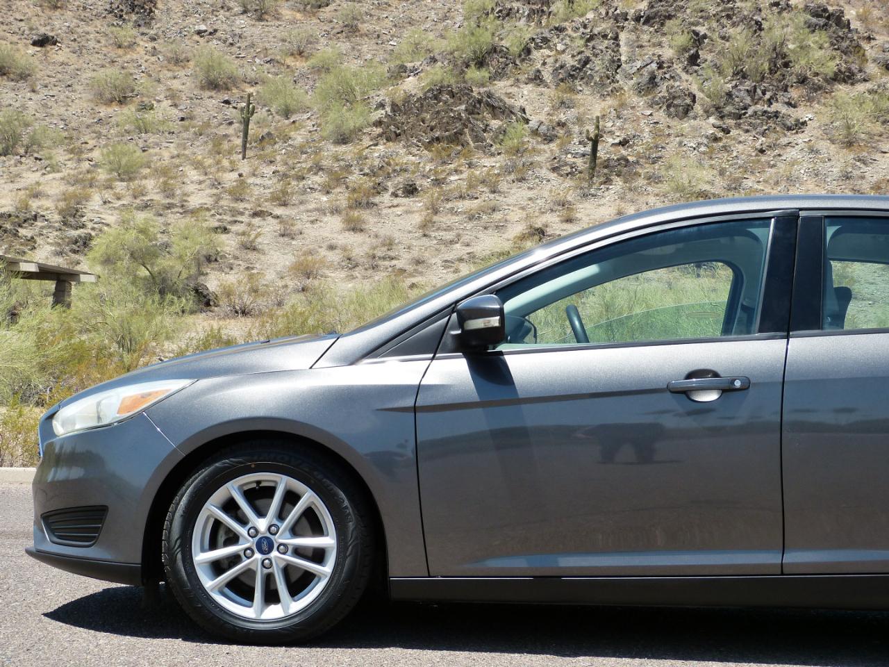 Ford Focus SE Sedan 2015