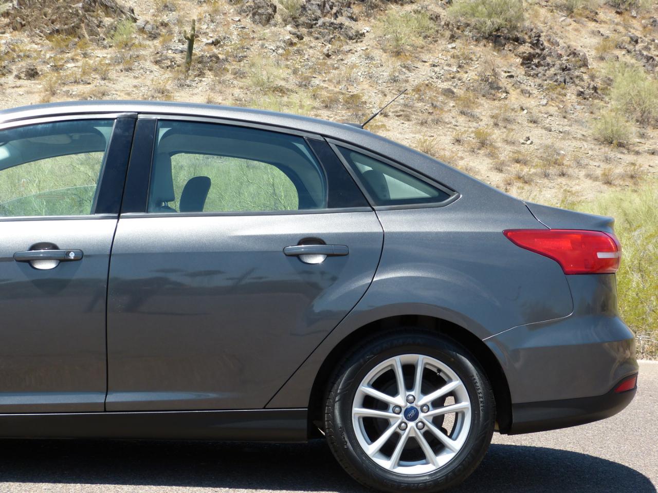 Ford Focus SE Sedan 2015