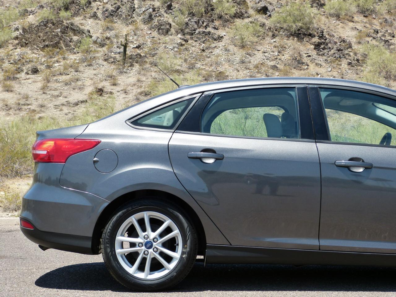 Ford Focus SE Sedan 2015