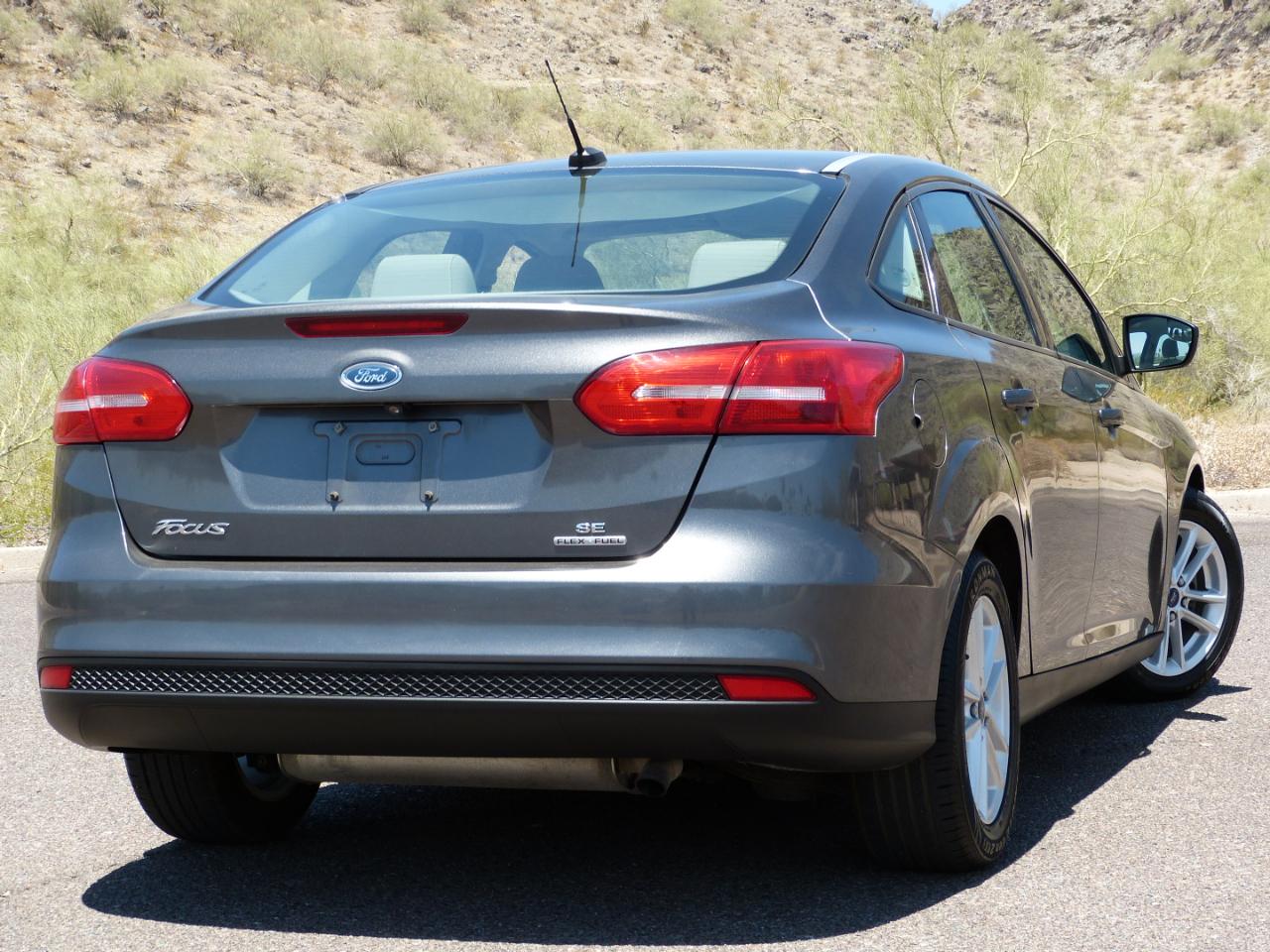 Ford Focus SE Sedan 2015