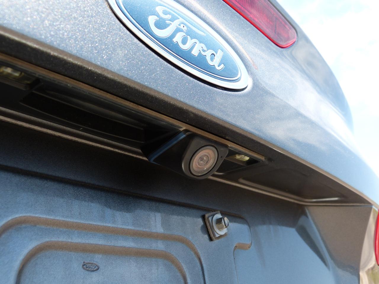 Ford Focus SE Sedan 2015