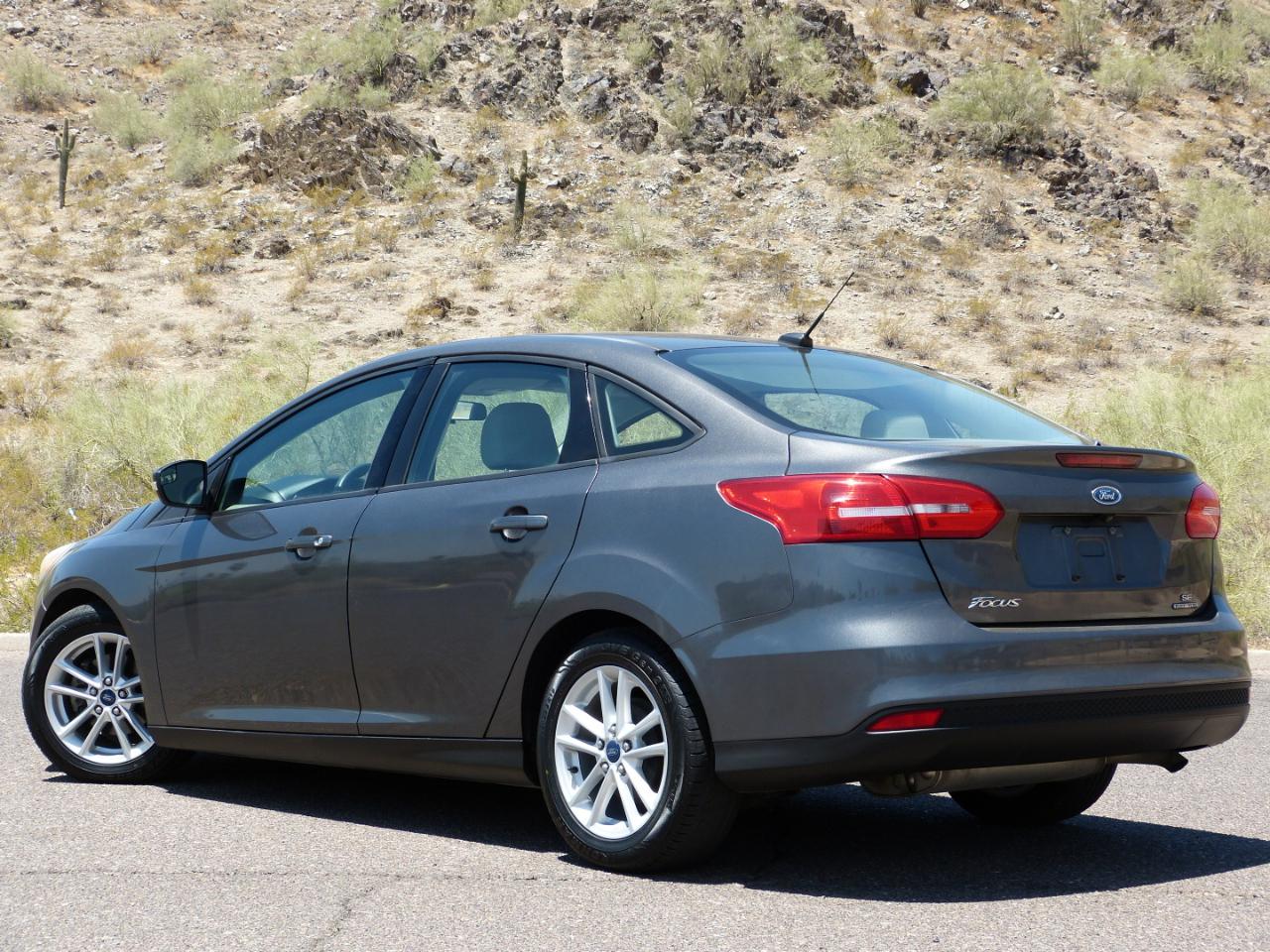 Ford Focus SE Sedan 2015
