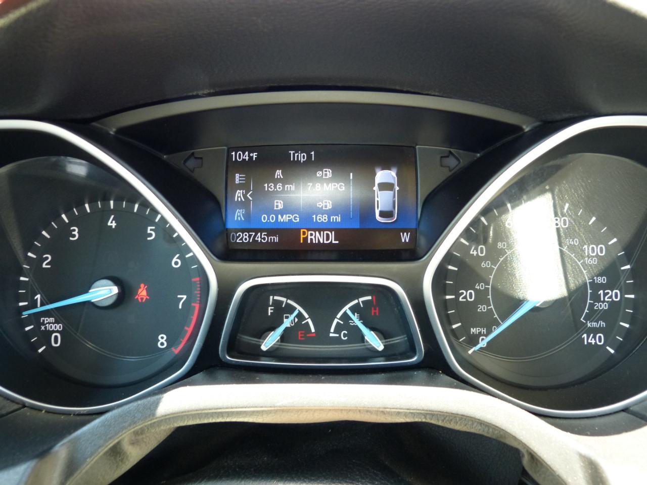 Ford Focus SE Sedan 2015