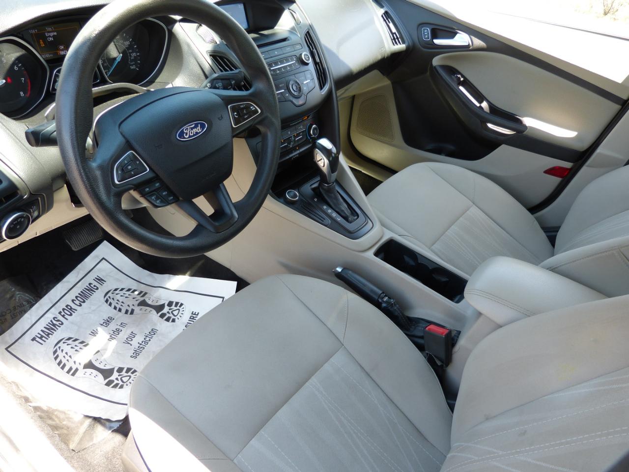 Ford Focus SE Sedan 2015