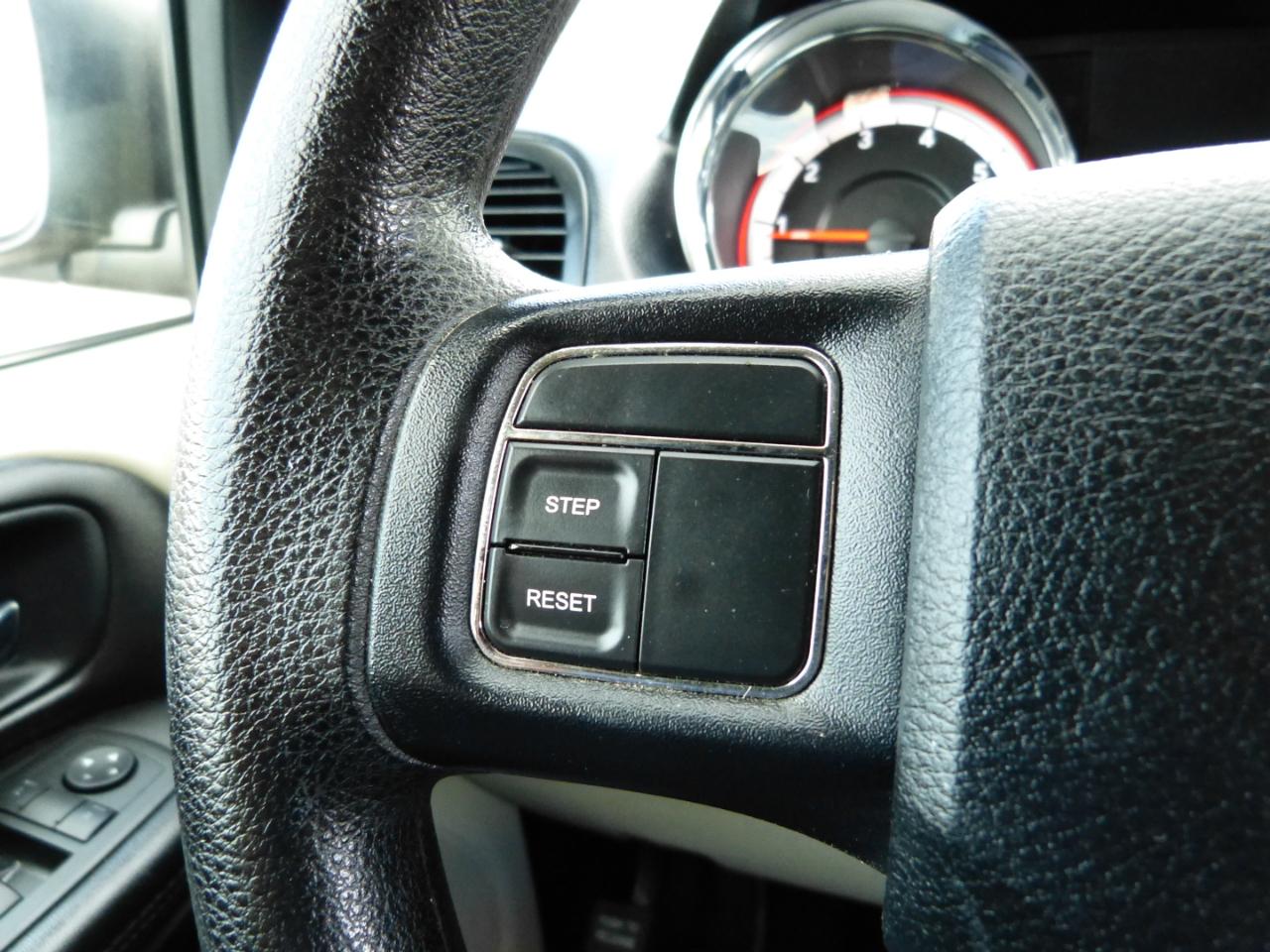 Dodge Grand Caravan SE 2014