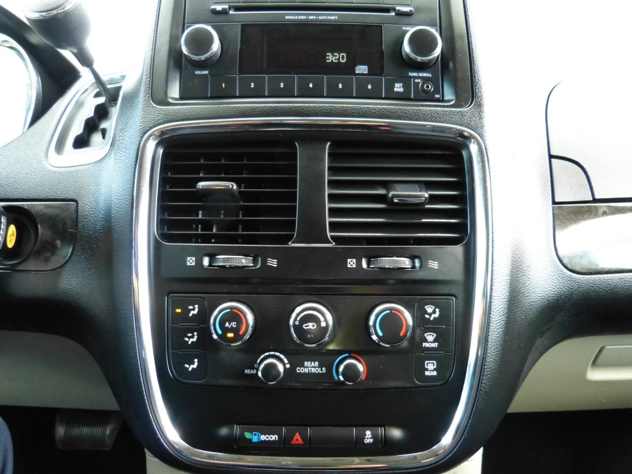 Dodge Grand Caravan SE 2014