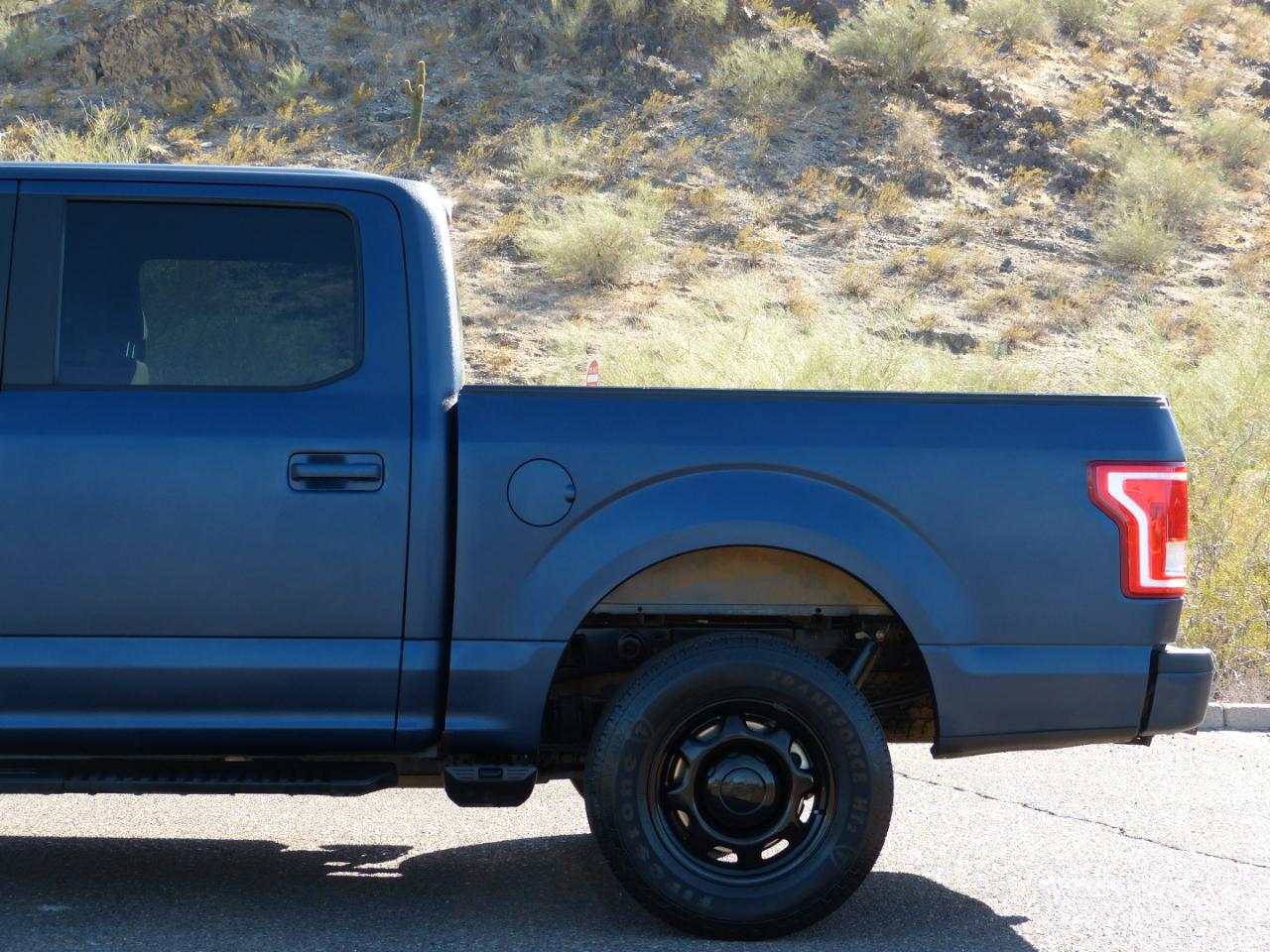 Ford F-150 XL SuperCrew 5.5-ft. Bed 4WD 2015