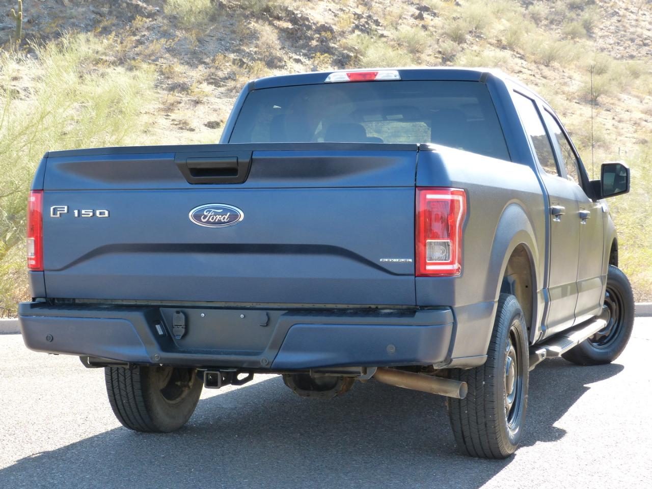 Ford F-150 XL SuperCrew 5.5-ft. Bed 4WD 2015