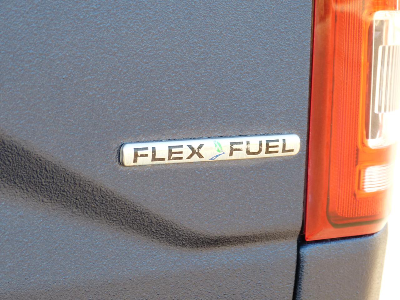 Ford F-150 XL SuperCrew 5.5-ft. Bed 4WD 2015