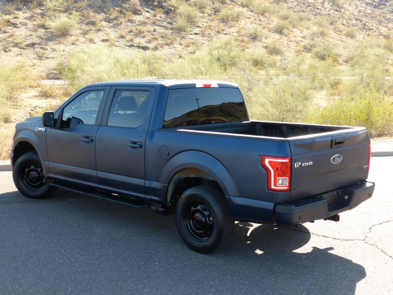 Ford F-150 XL SuperCrew 5.5-ft. Bed 4WD 2015