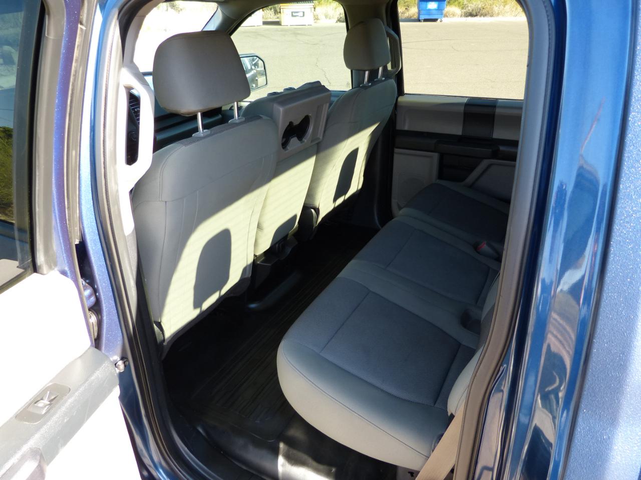 Ford F-150 XL SuperCrew 5.5-ft. Bed 4WD 2015
