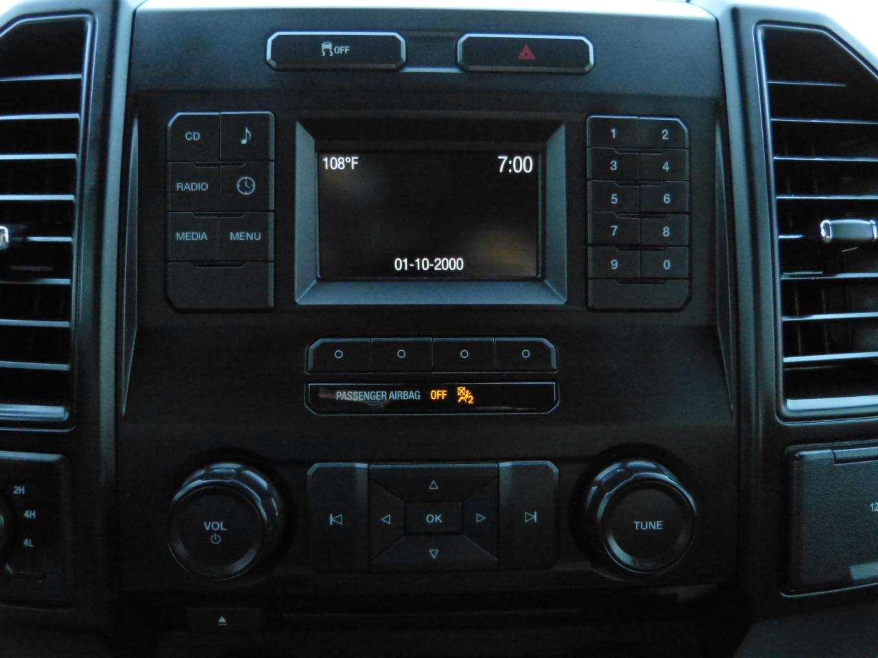 Ford F-150 XL SuperCrew 5.5-ft. Bed 4WD 2015