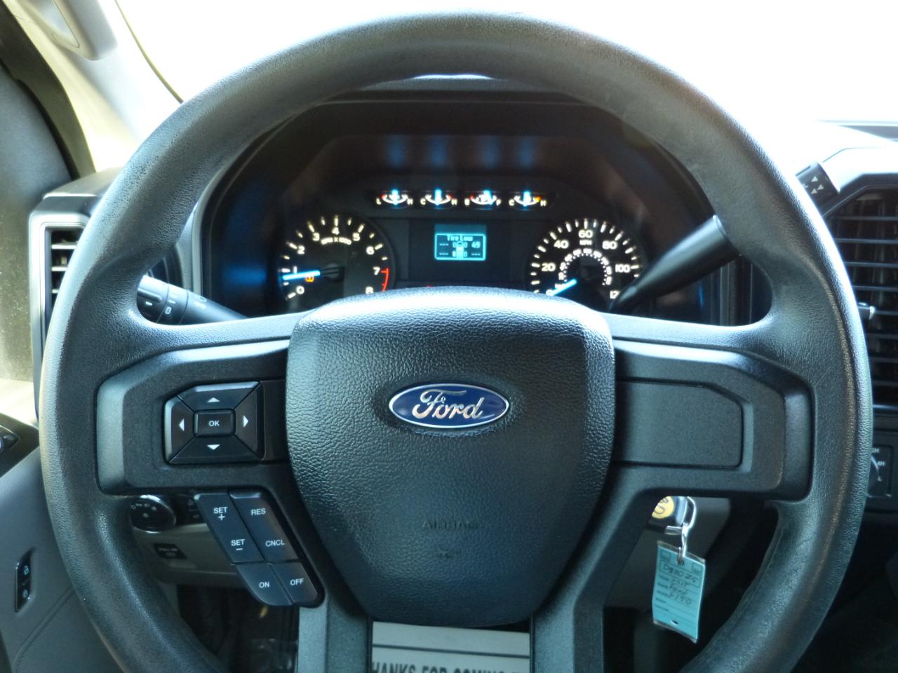 Ford F-150 XL SuperCrew 5.5-ft. Bed 4WD 2015