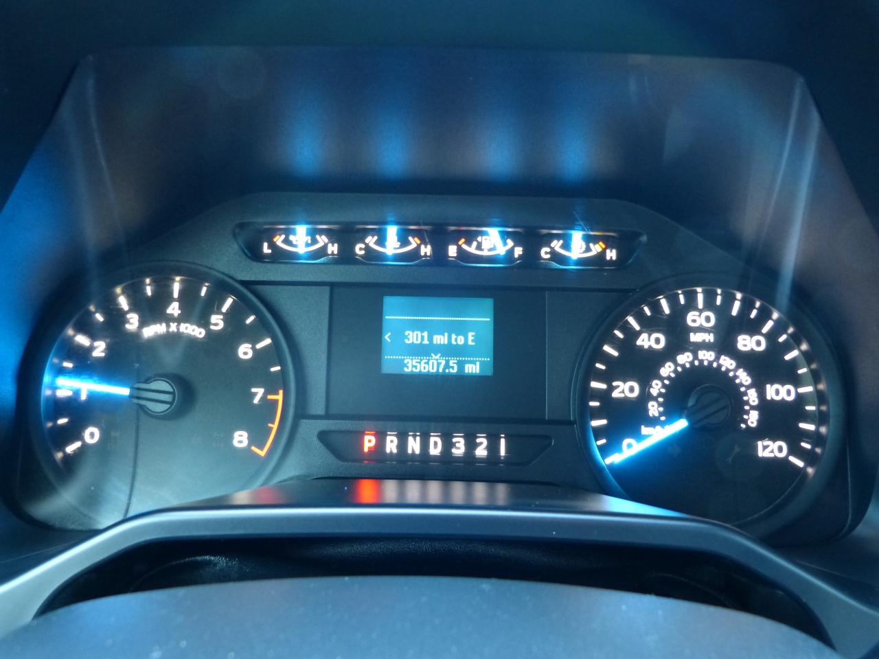 Ford F-150 XL SuperCrew 5.5-ft. Bed 4WD 2015