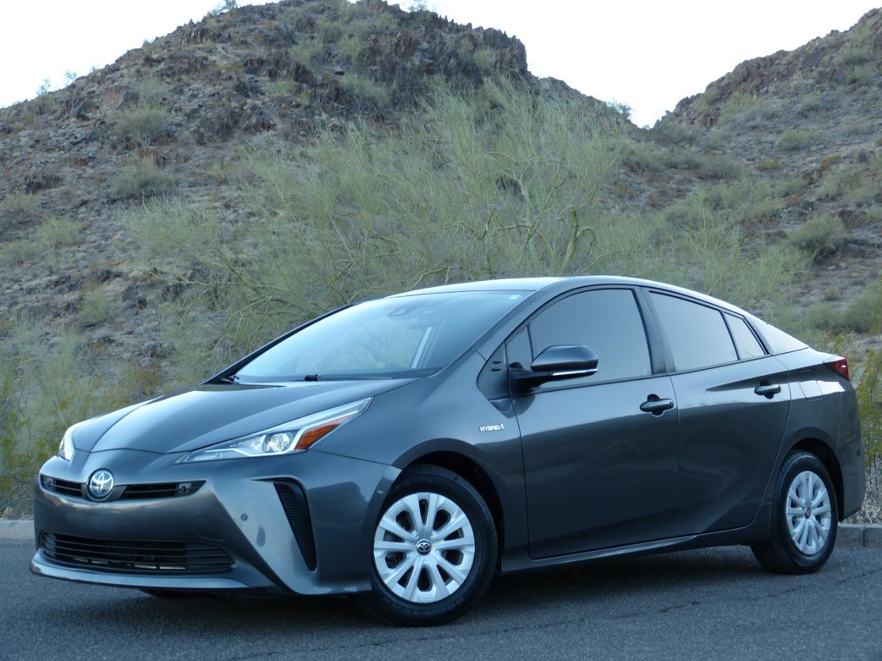 Toyota Prius LE 2022