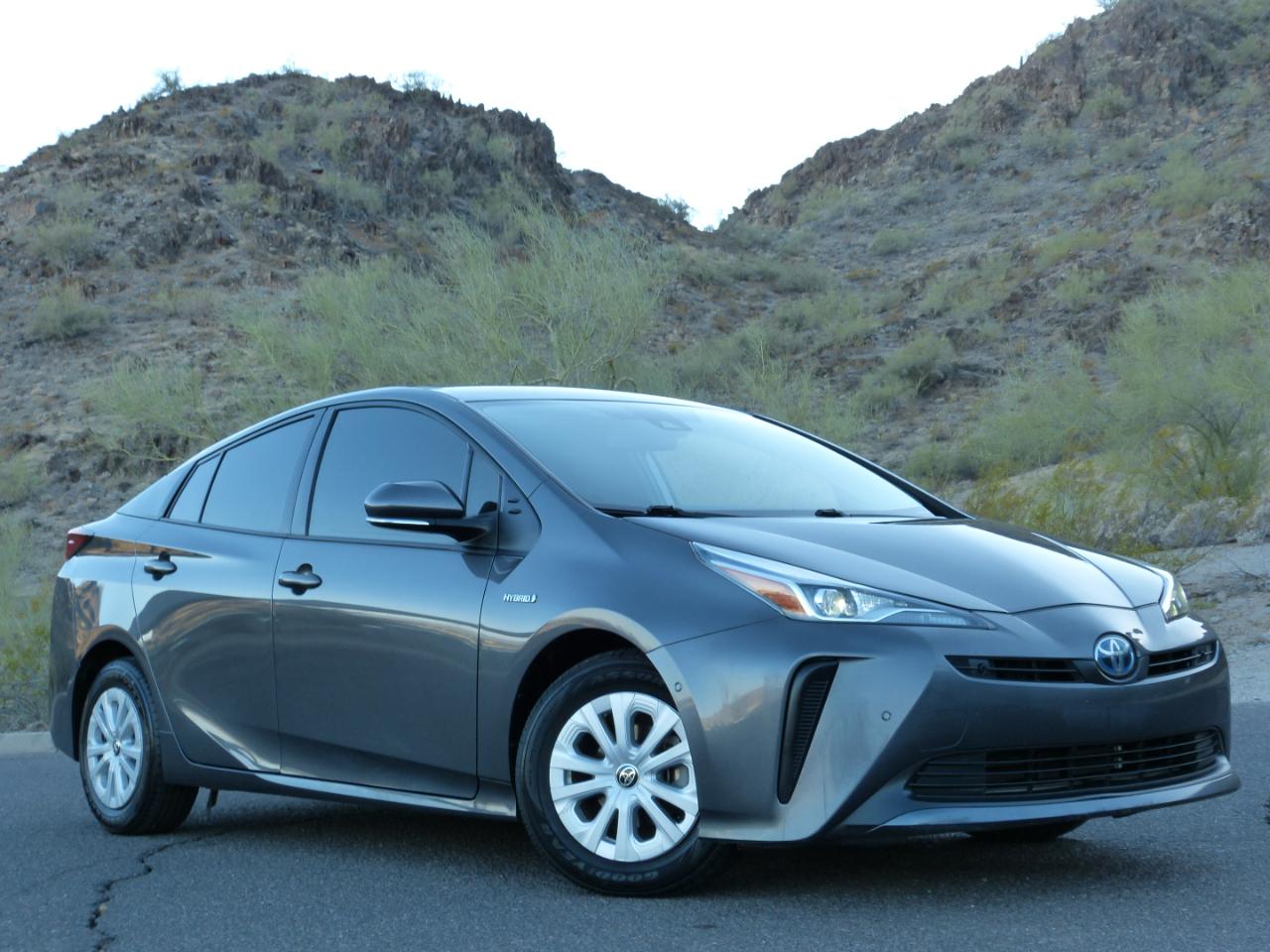 Toyota Prius LE 2022