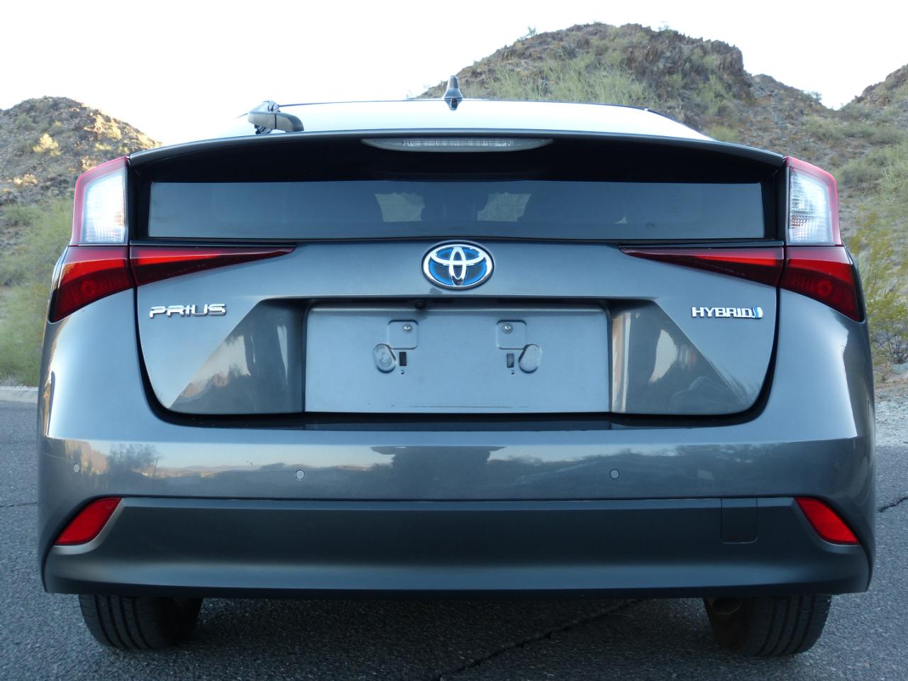 Toyota Prius LE 2022