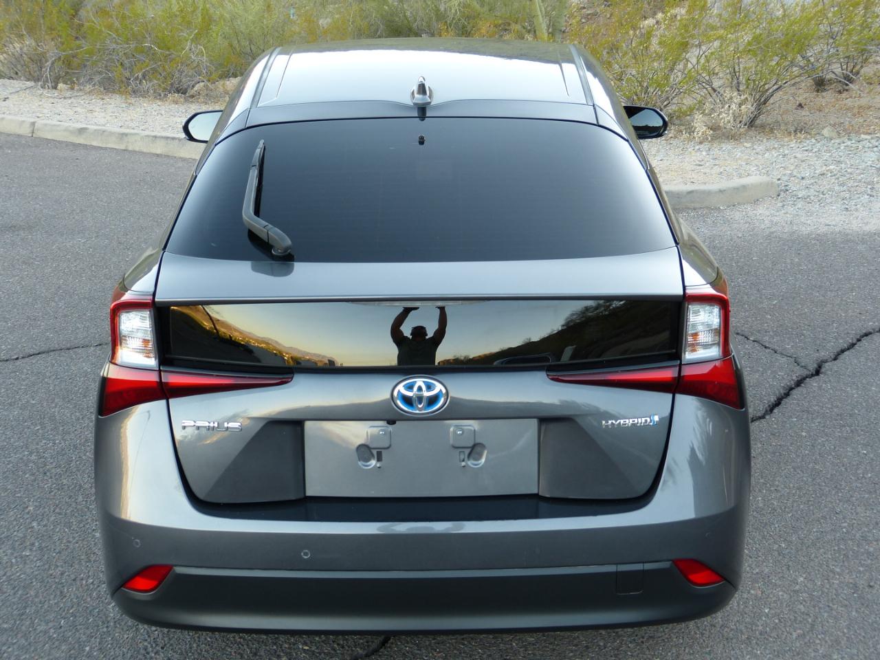 Toyota Prius LE 2022