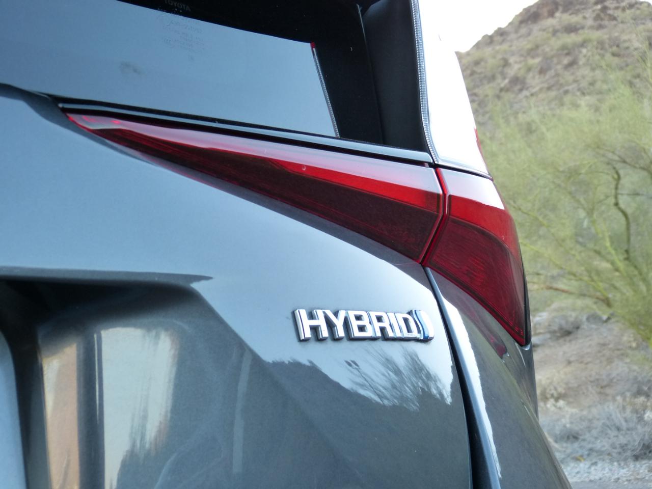 Toyota Prius LE 2022