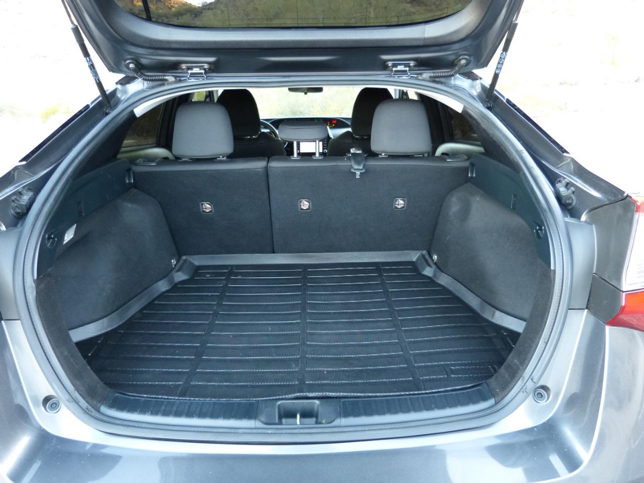 Toyota Prius LE 2022