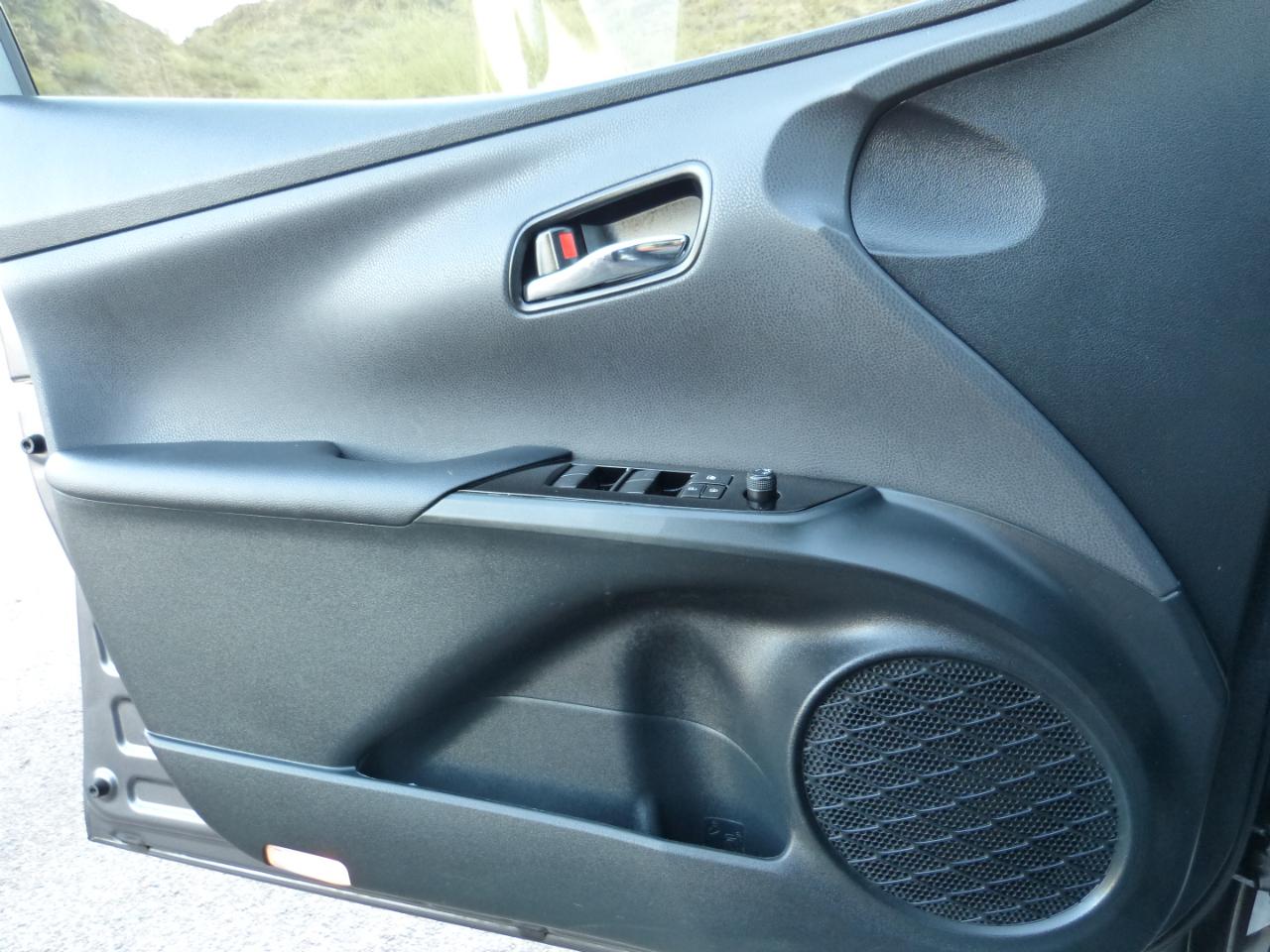 Toyota Prius LE 2022