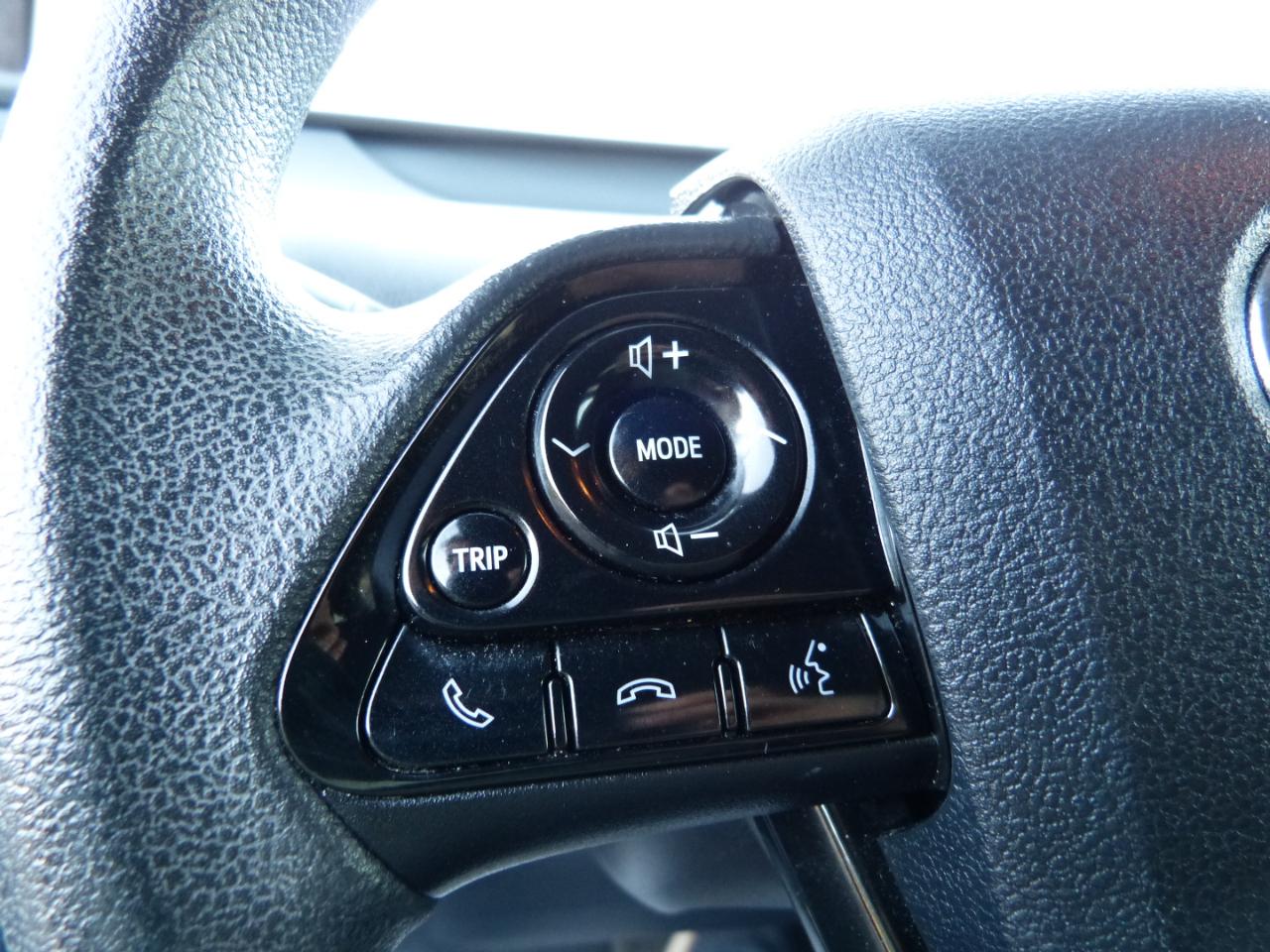 Toyota Prius LE 2022