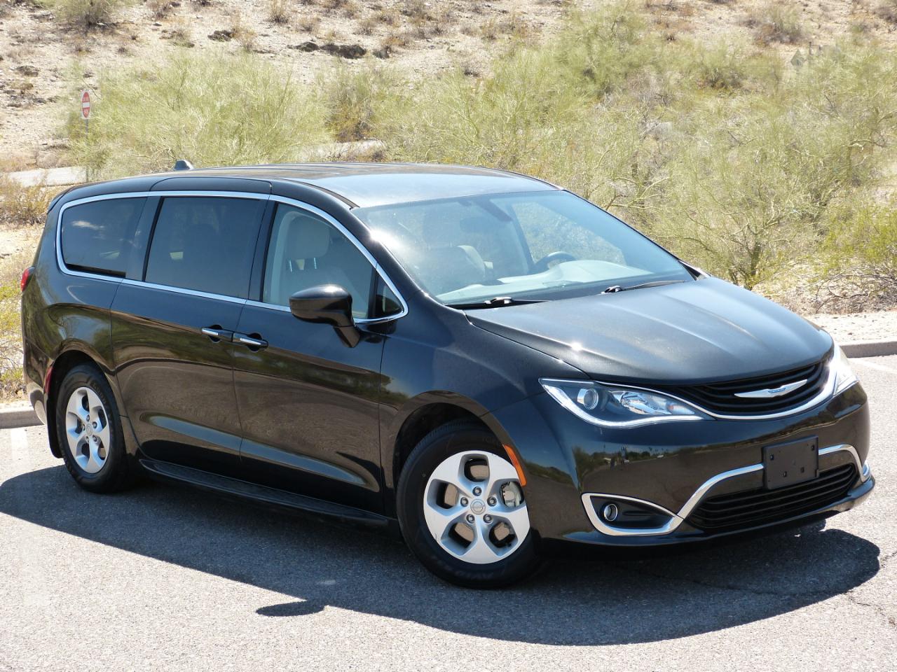 Chrysler Pacifica Hybrid Touring Plus 2018