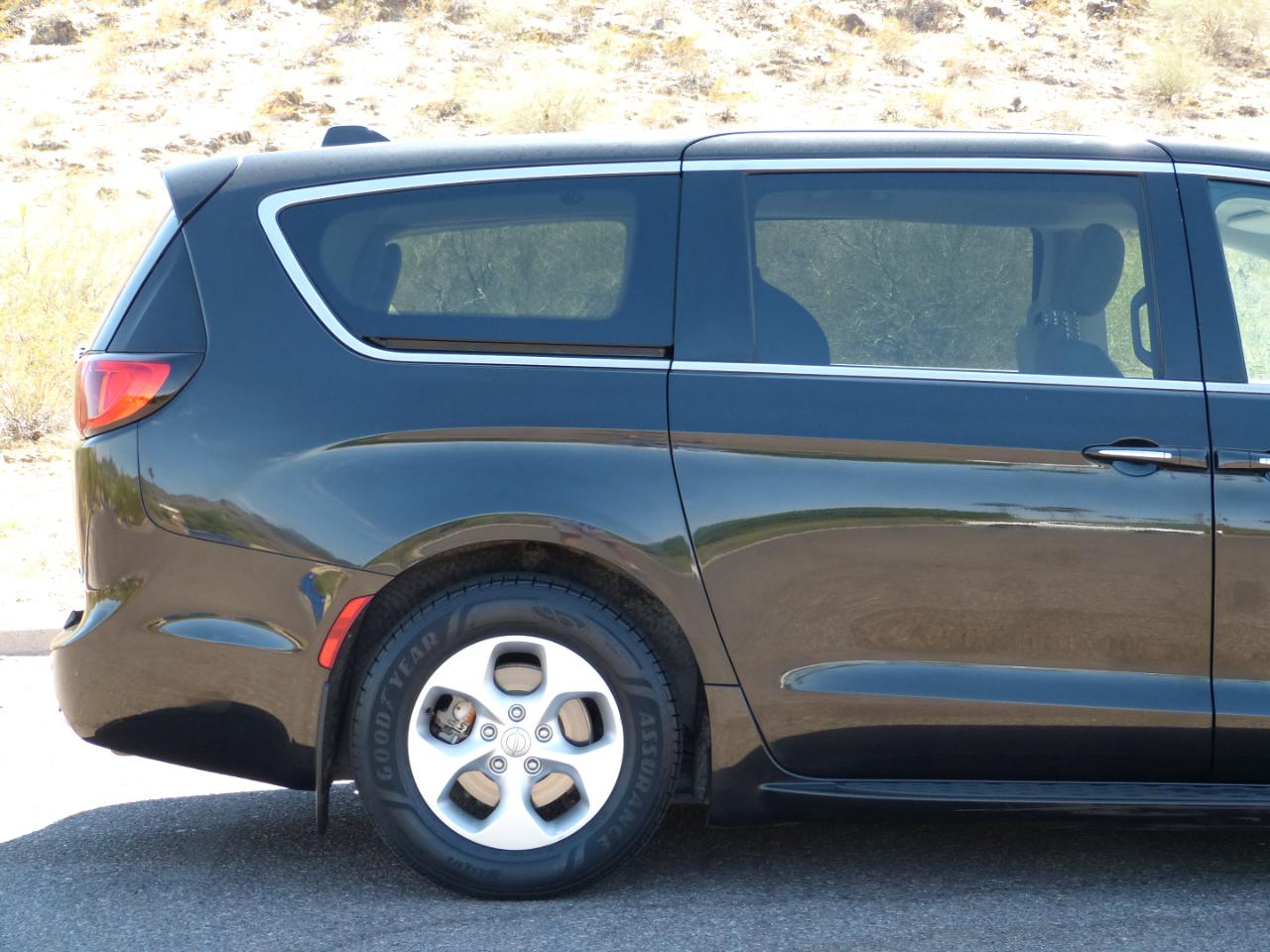 Chrysler Pacifica Hybrid Touring Plus 2018