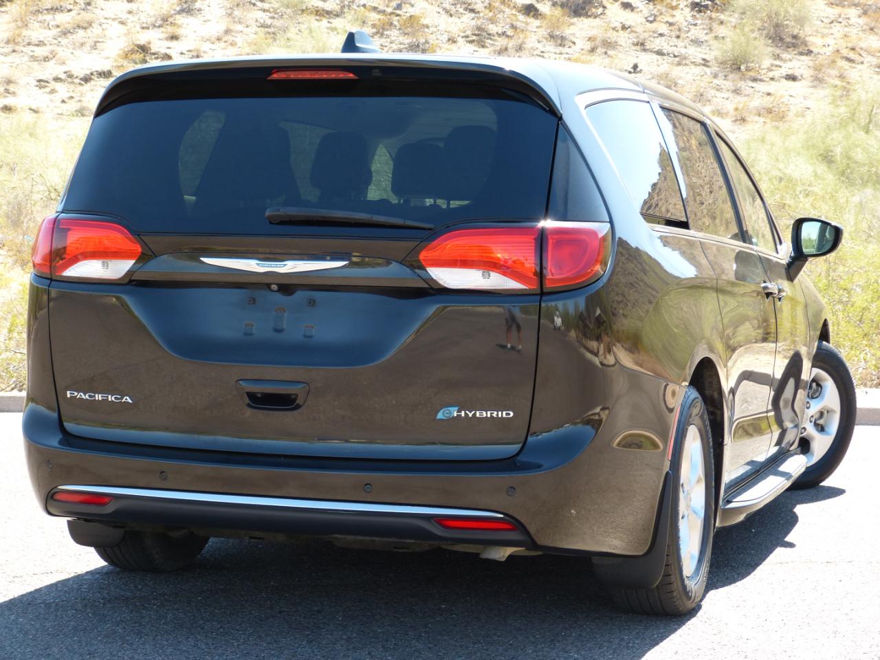 Chrysler Pacifica Hybrid Touring Plus 2018