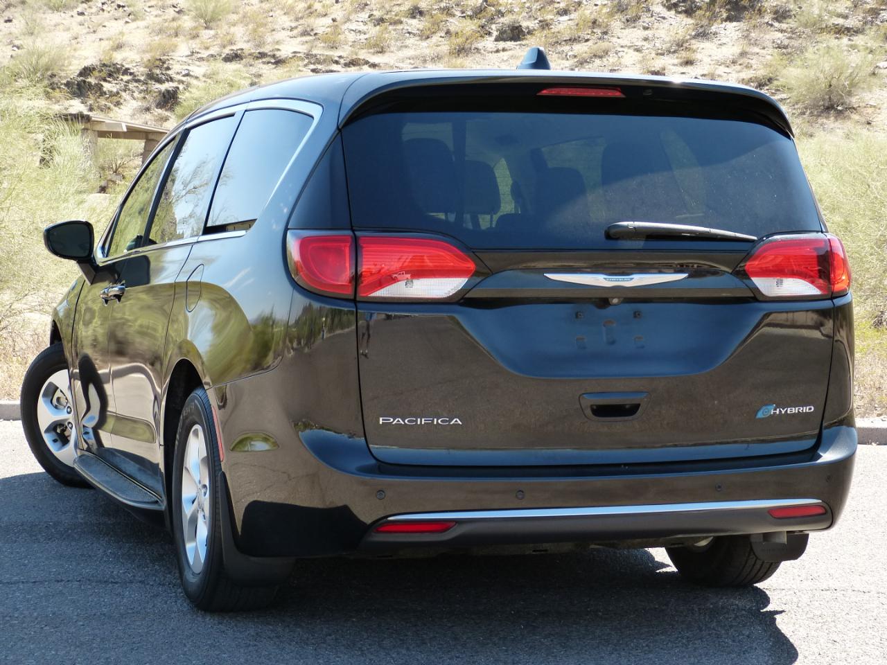 Chrysler Pacifica Hybrid Touring Plus 2018