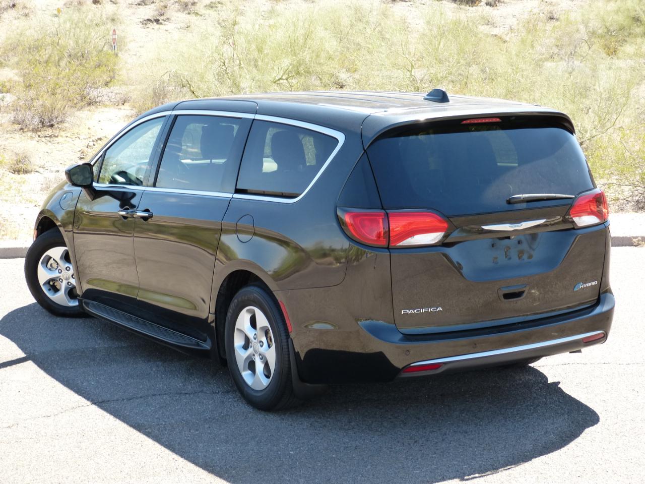 Chrysler Pacifica Hybrid Touring Plus 2018