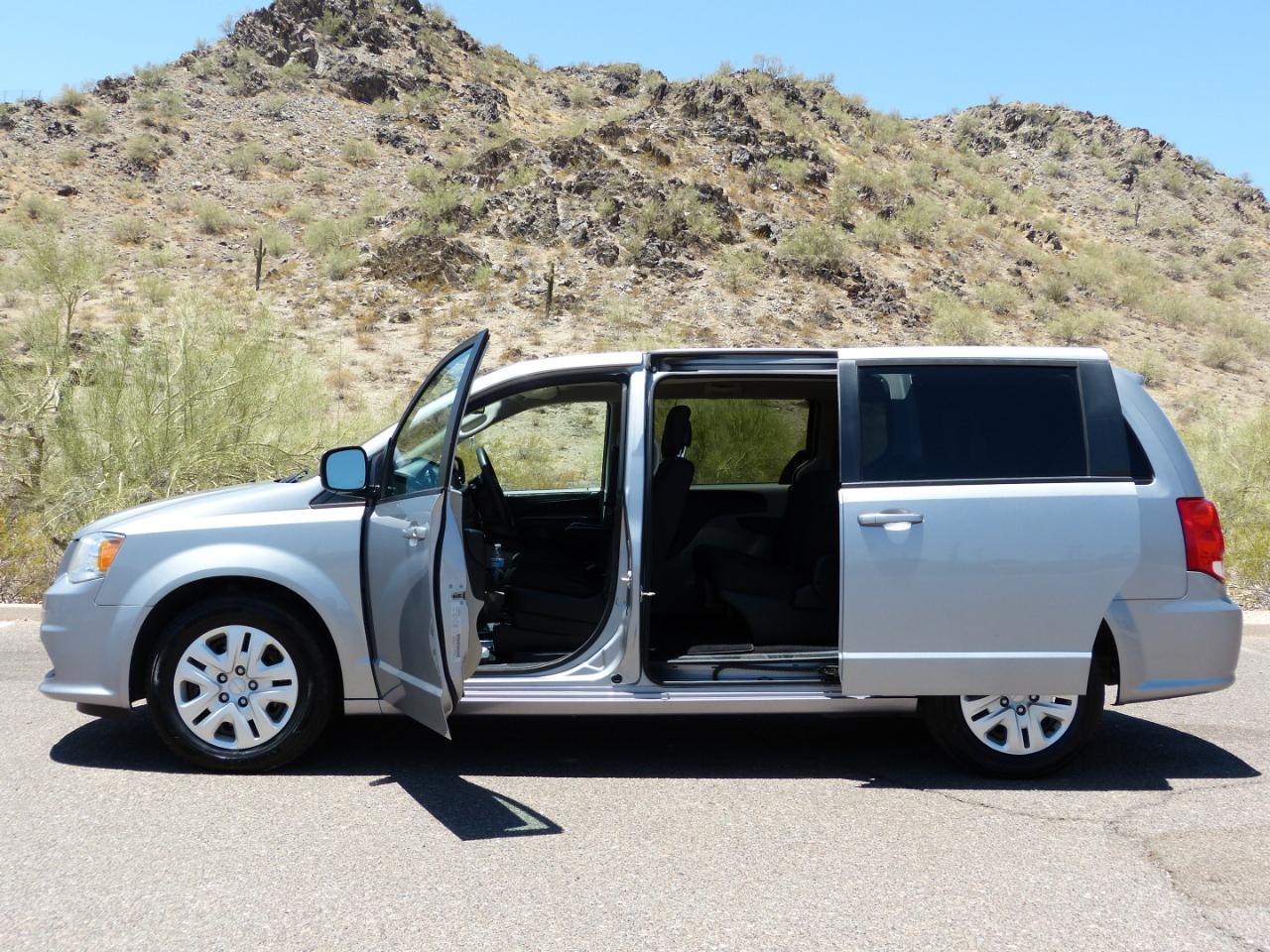 Dodge Grand Caravan SE 2018
